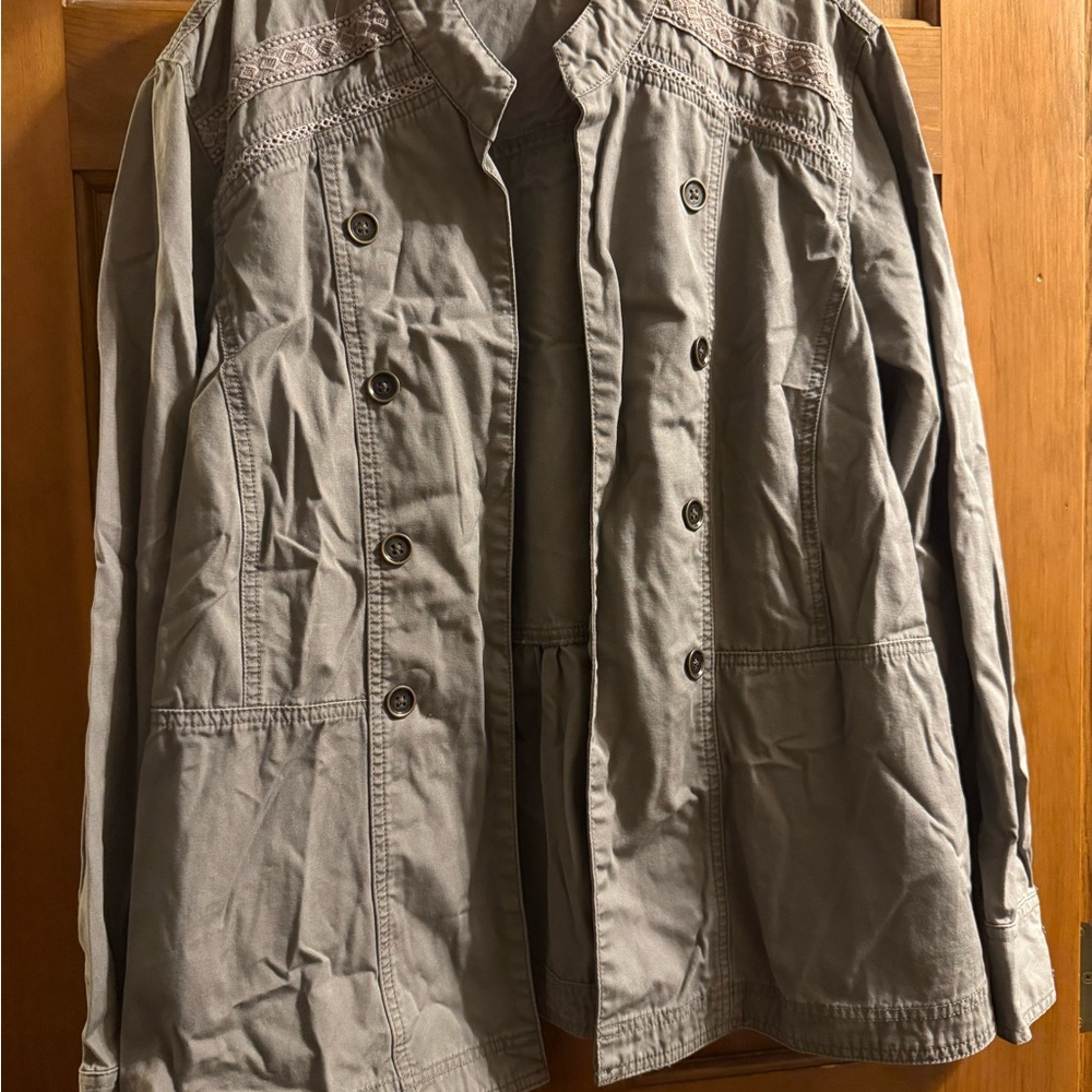Maurices Women’s Olive Green Military Style Jacket size 2x